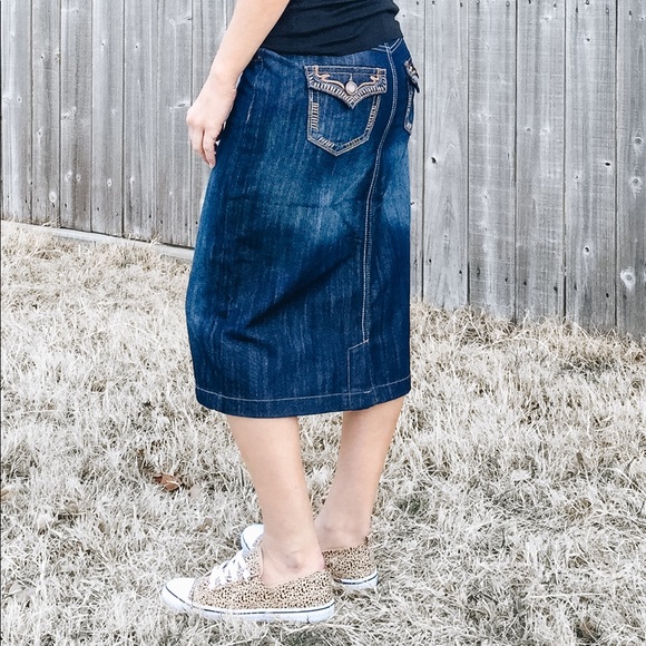 Mid Length Dark Denim Skirt - Picture 2 of 3